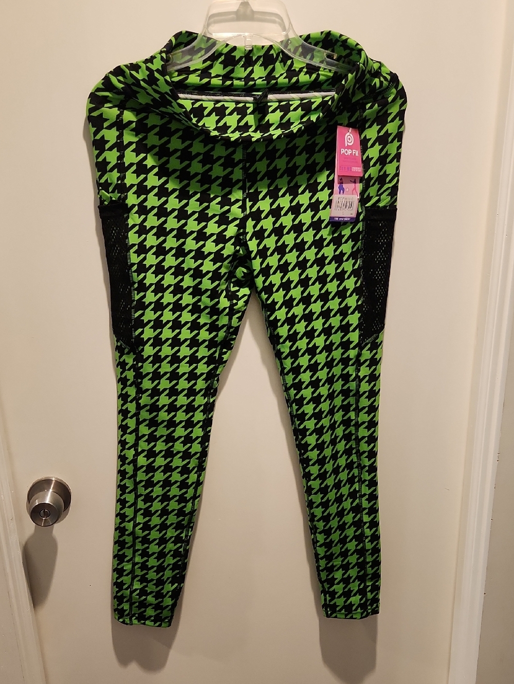 POP Fit NWT Neon Green and Black Houndstooth Leggings with Mesh Panels